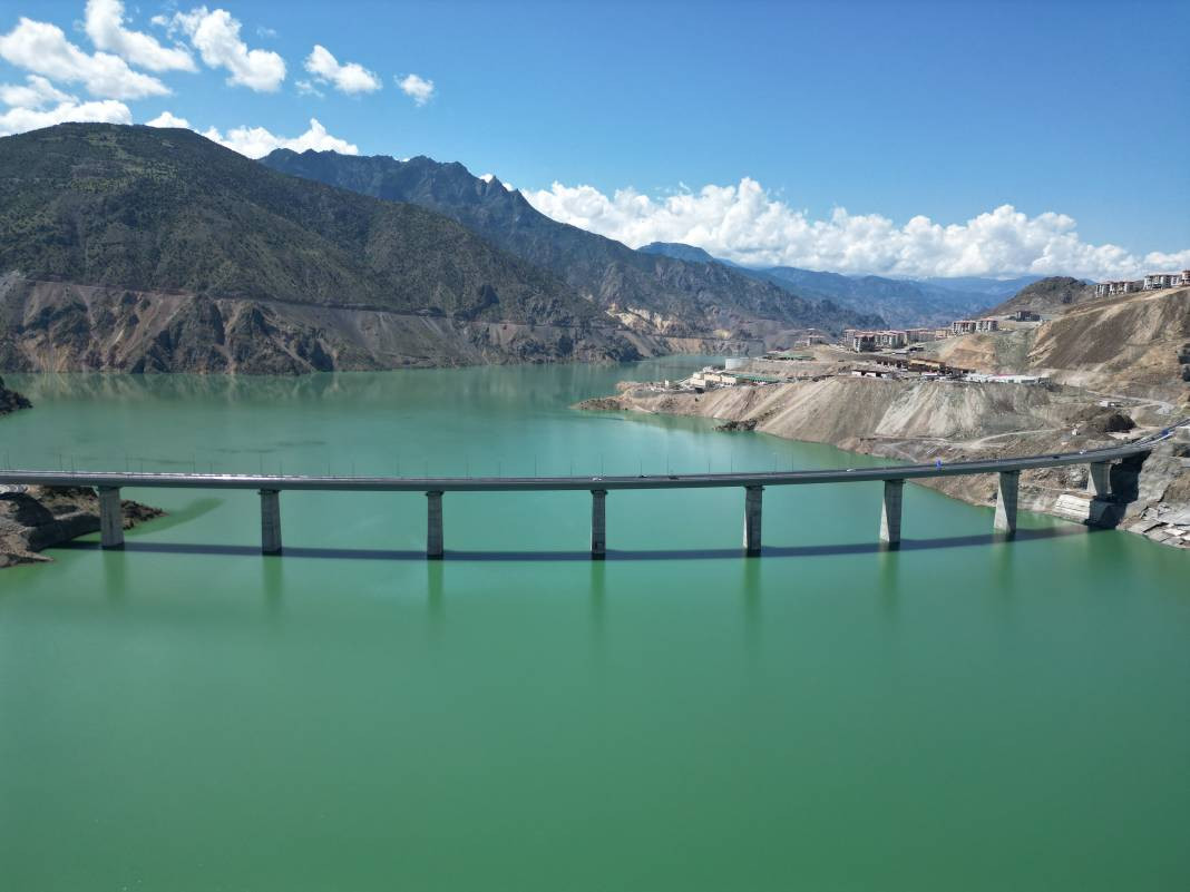 Yusufeli Merkez Viyadüğü hizmete açıldı! 15,5 kilometre kısaldı - Resim: 12